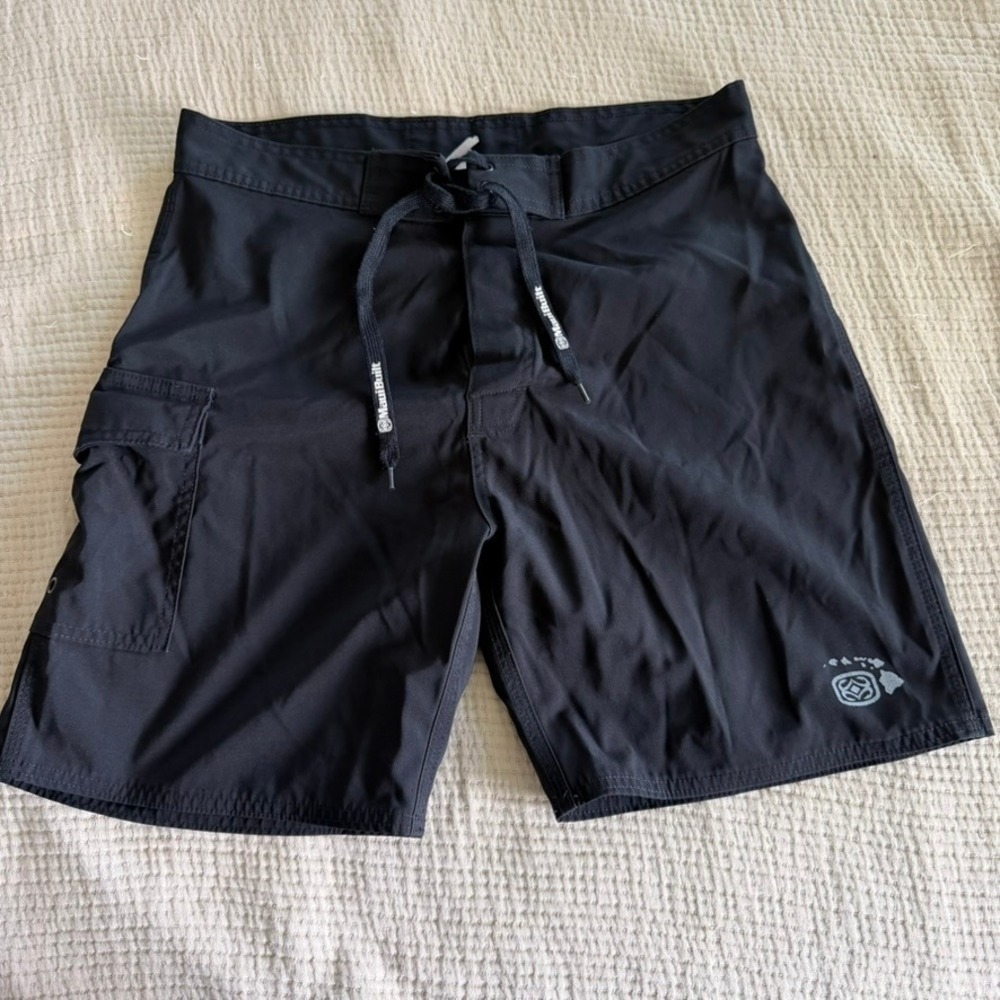 Maui Built Board Shorts Men Size 32 Black Cargo Pocket Lace Up‎ Swim Trunks Surf